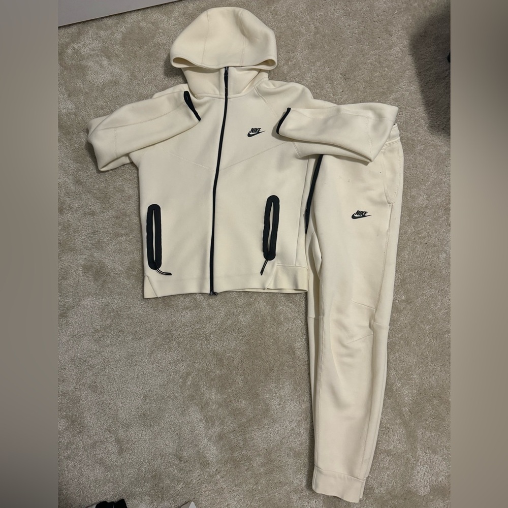 Nike Tech Fleece Jump Suit